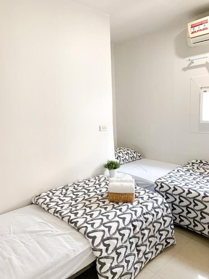 1Sabai Hostel Bangkok Ngoại thất bức ảnh