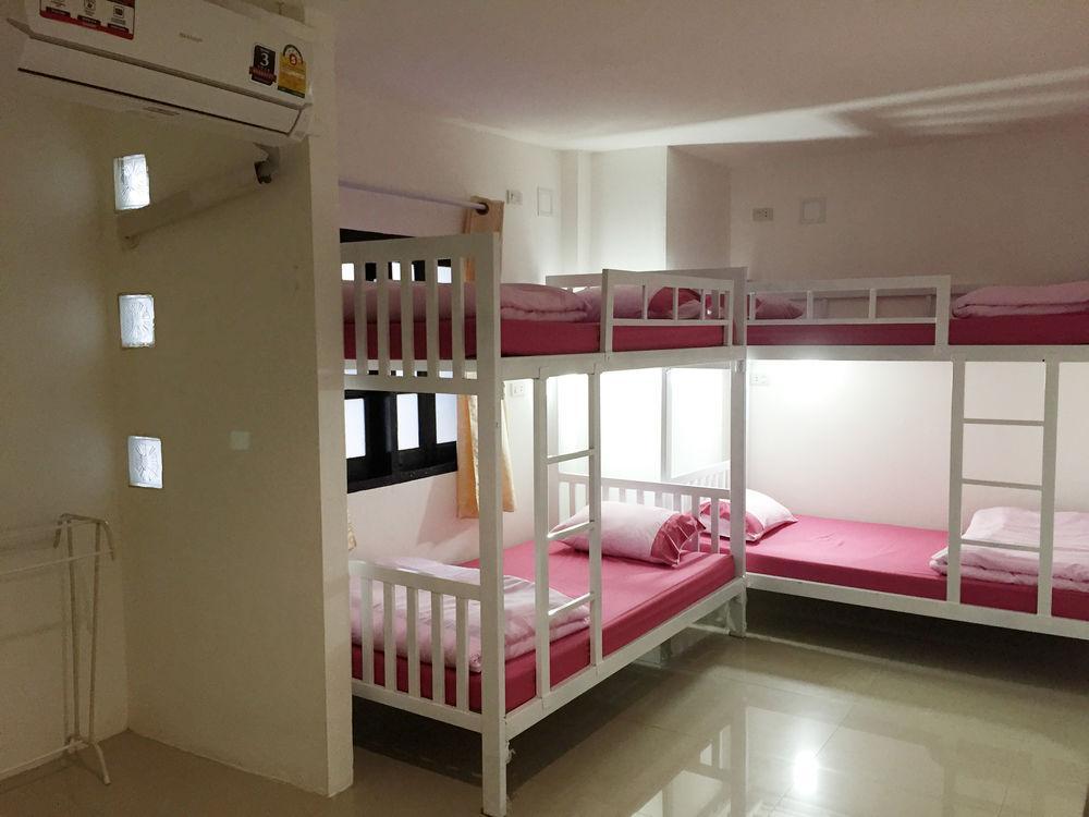 1Sabai Hostel Bangkok Ngoại thất bức ảnh
